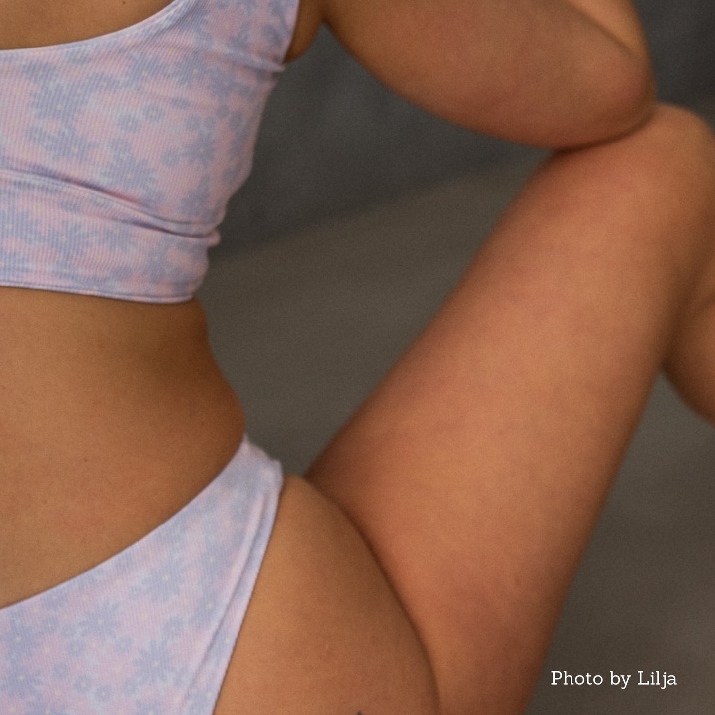 Vee Bottom Lila